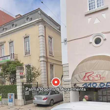 Spacious 3-bedroom With Open Terrace In *