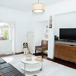 Palma & -3 Bedroom Unique Open Trace * Lisboa