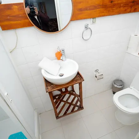 Spacious 3-bedroom With Open Terrace In Apartament *